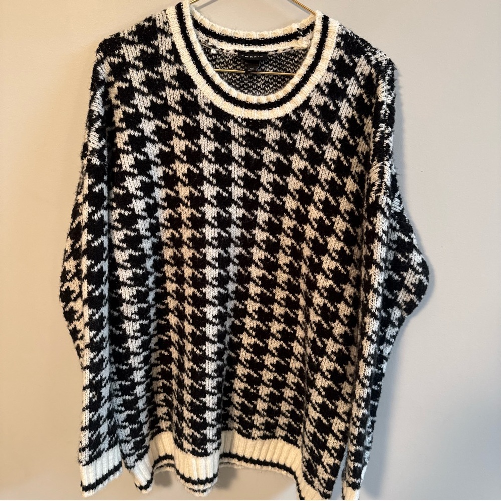 TORRID Women's Sweater HOUNDSTOOTH Black & White Size 00 = LARGE